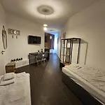 Slumber 24h Self Check In Geesthacht