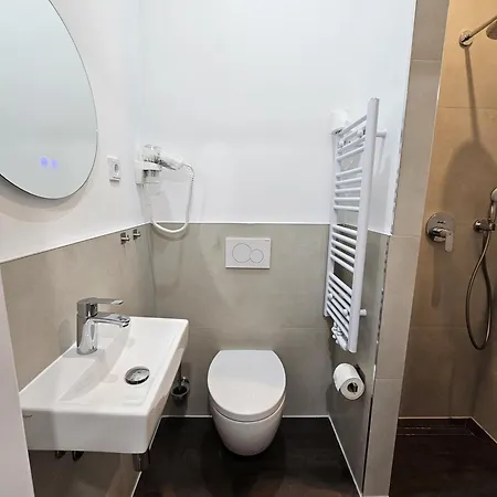 Slumber 24h Self Check In *