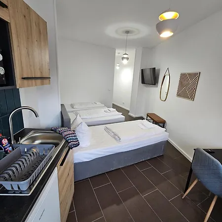 Slumber 24h Self Check In Hostel *