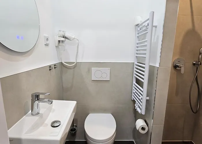 Slumber 24h Self Check In *